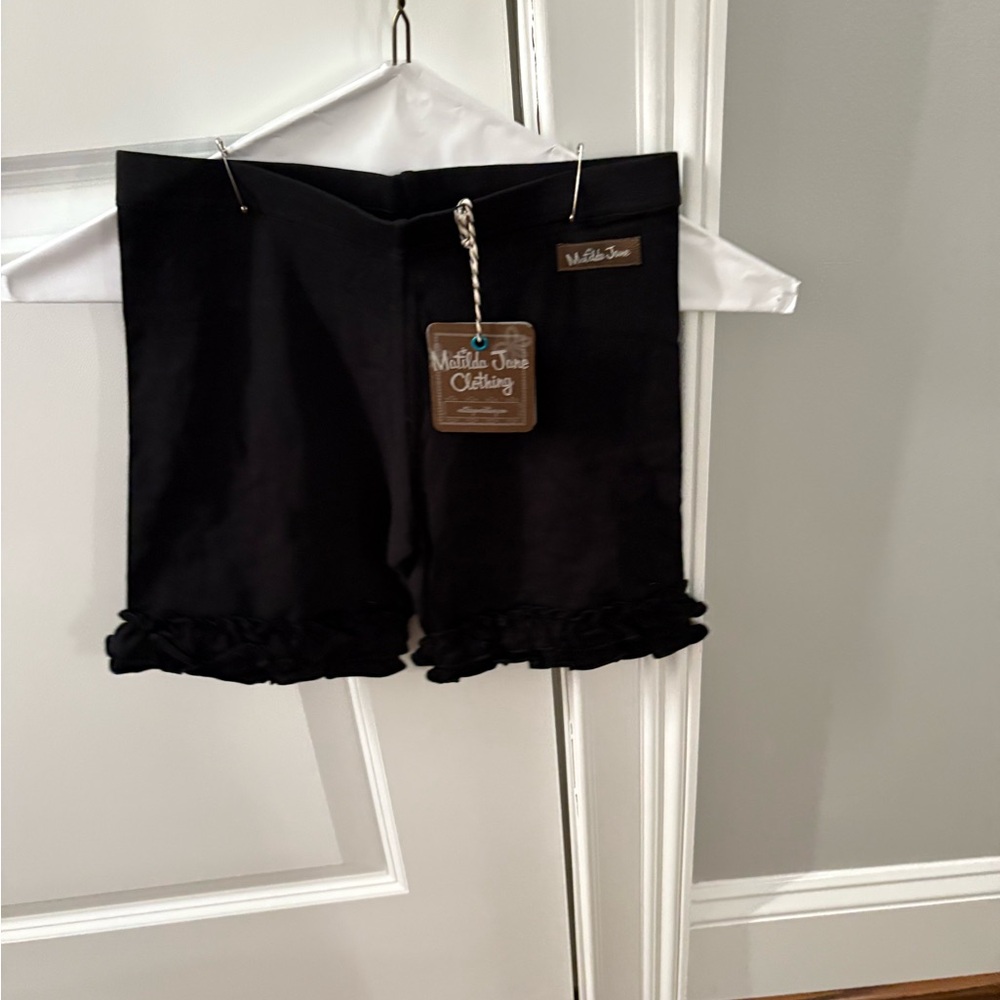 Matilda Jane Black Ruffle Shorts NWT - Size 10
